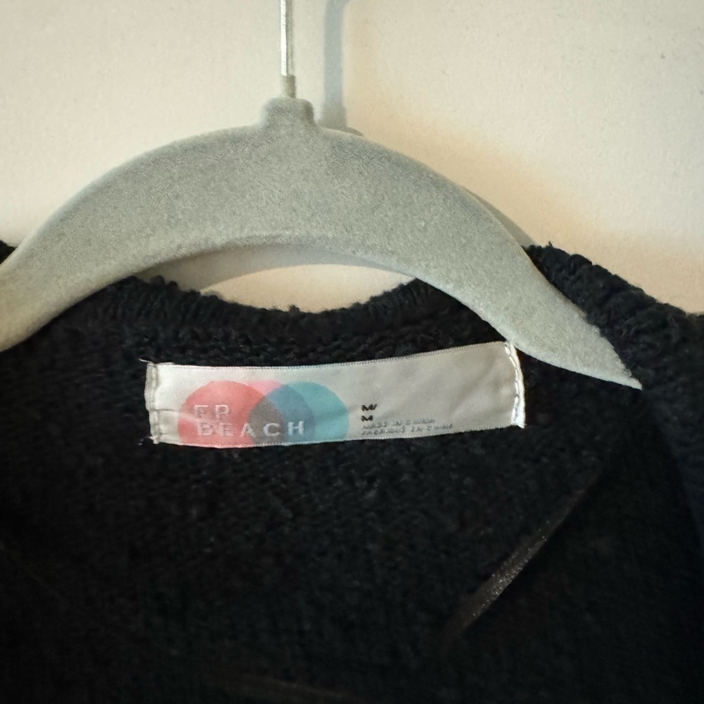Free People FP Beach Carter V Neck Sweater Collar Black Size Medium EUC - Picture 3 of 4